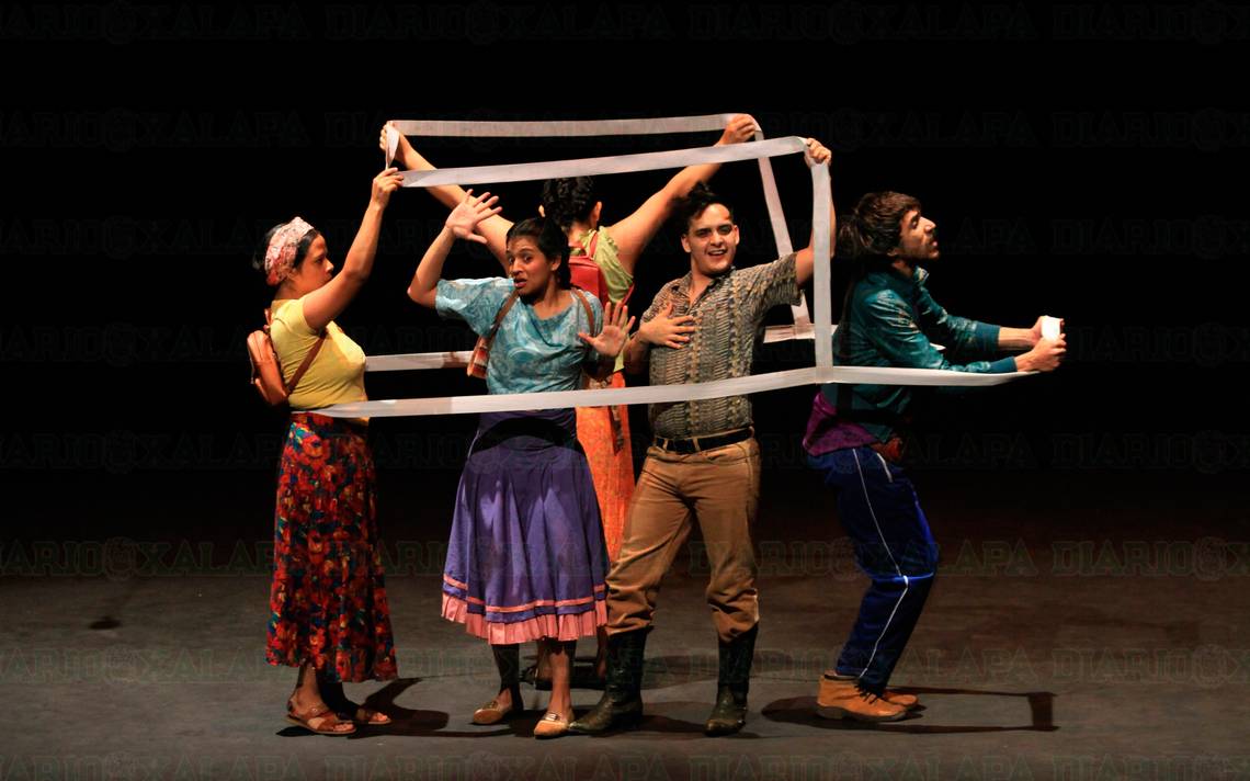 Obra de teatro «Mujer Raíz»