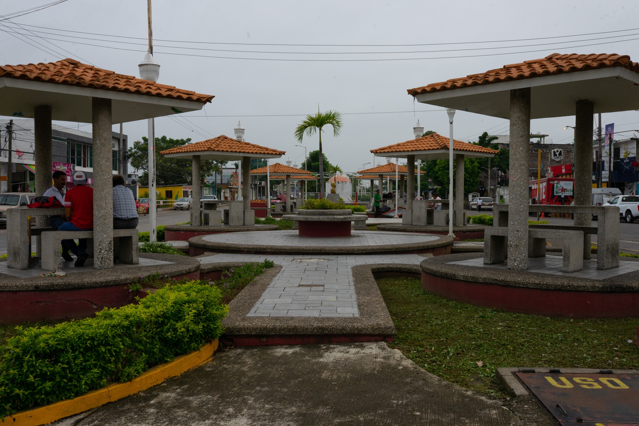 Jornada Intensiva de limpieza en la Plaza Garibaldi