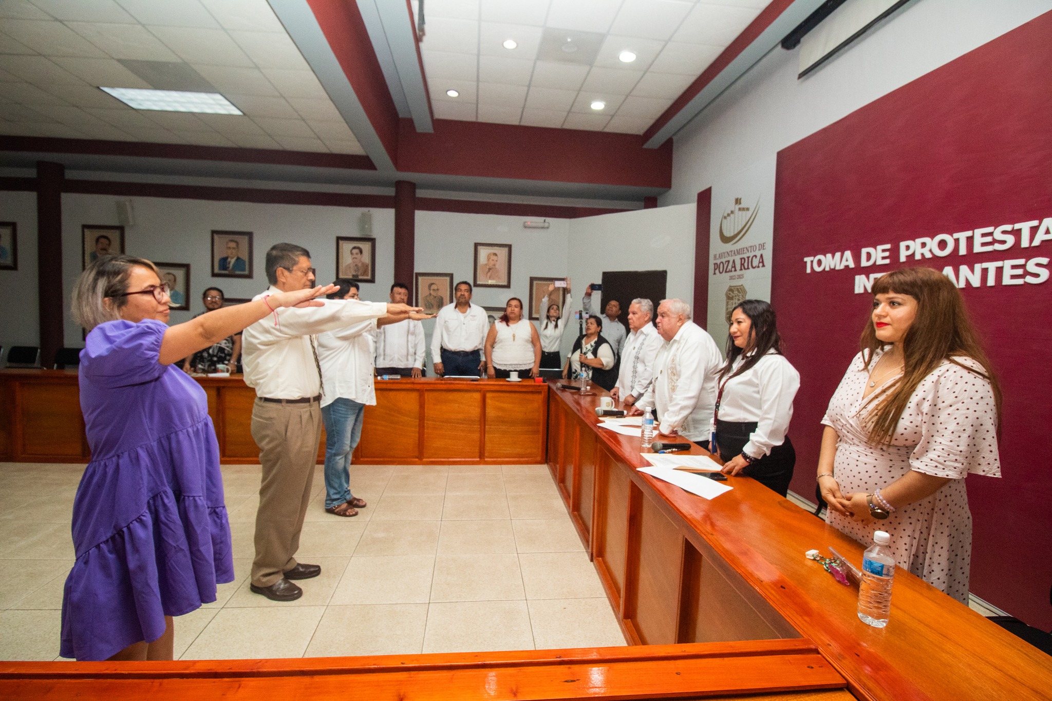 Toma de protesta para los nuevos integrantes del sistema educativo