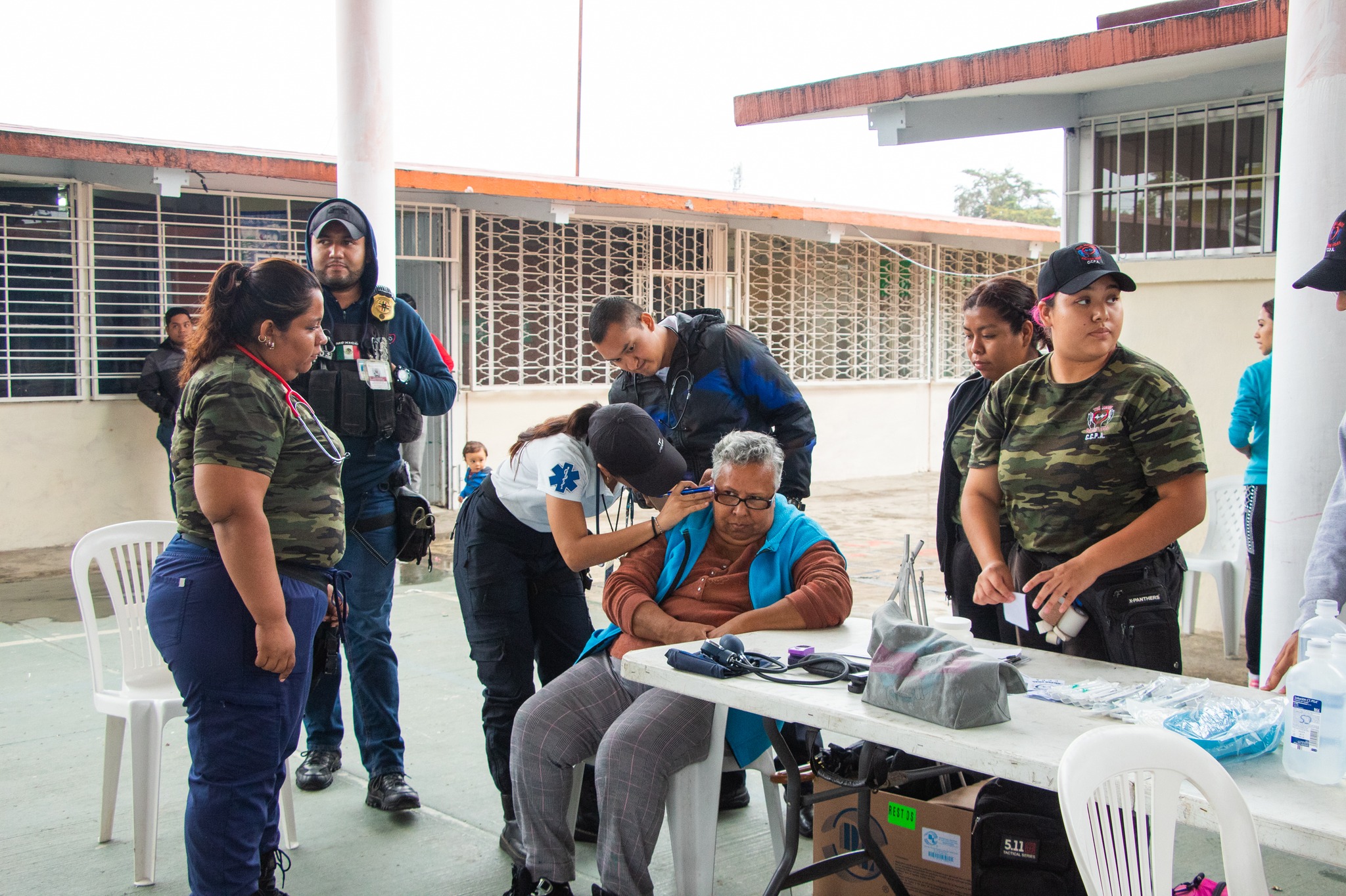 Brigada de Salud Integral en la colonia Ignacio de la Llave