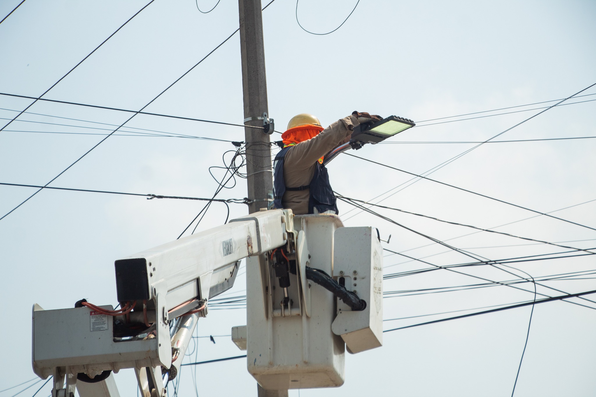Refuerzo de la iluminación de la calle Costa Rica