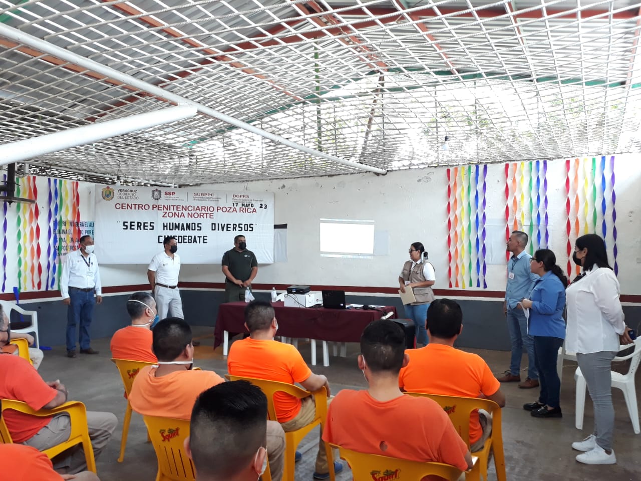 “Cine-Debate” con perspectiva de Derechos Humanos al Centro de Reinserción Social de Poza Rica