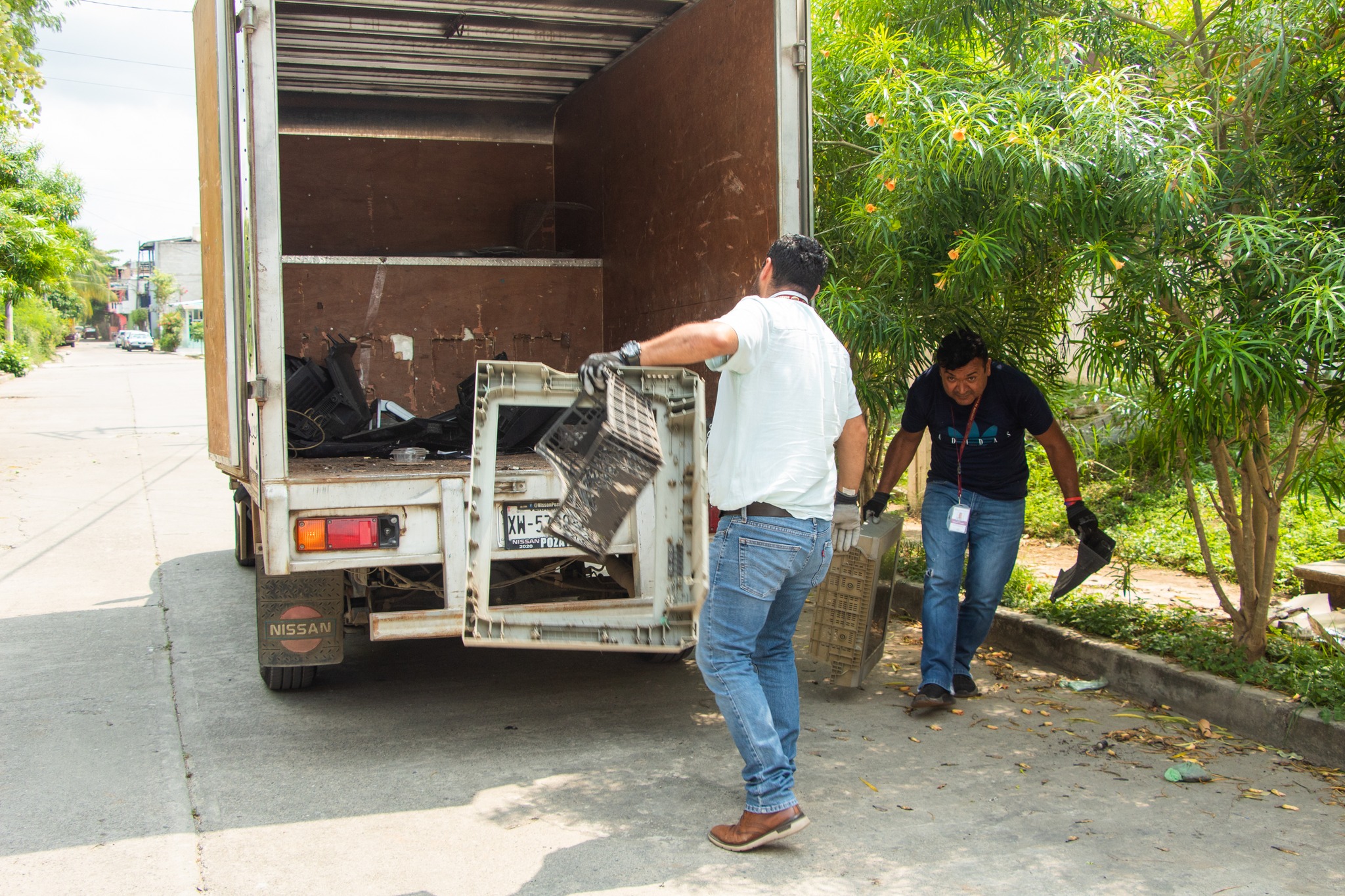 Recolecta de 8 toneladas de basura y 50 llantas