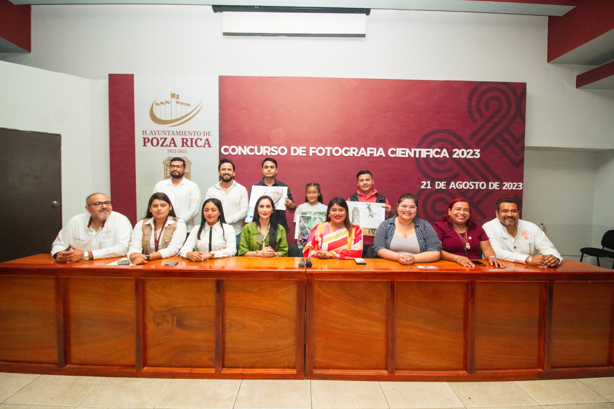 Premiación de la Primera Edición del Concurso Municipal de Fotografía Científica en el Día Mundial de la Fotografía