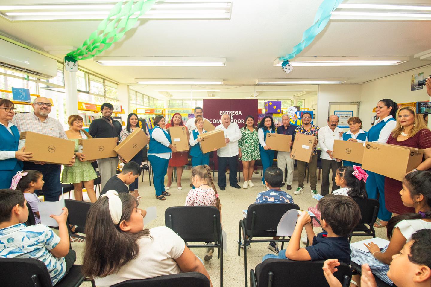 Modernización de Bibliotecas Municipales en Poza Rica y Clausura de Talleres «Vacaciones en mi Biblioteca 2023»