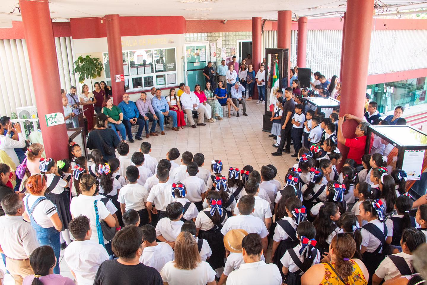 Inauguración de la Exhibición de Símbolos Patrios